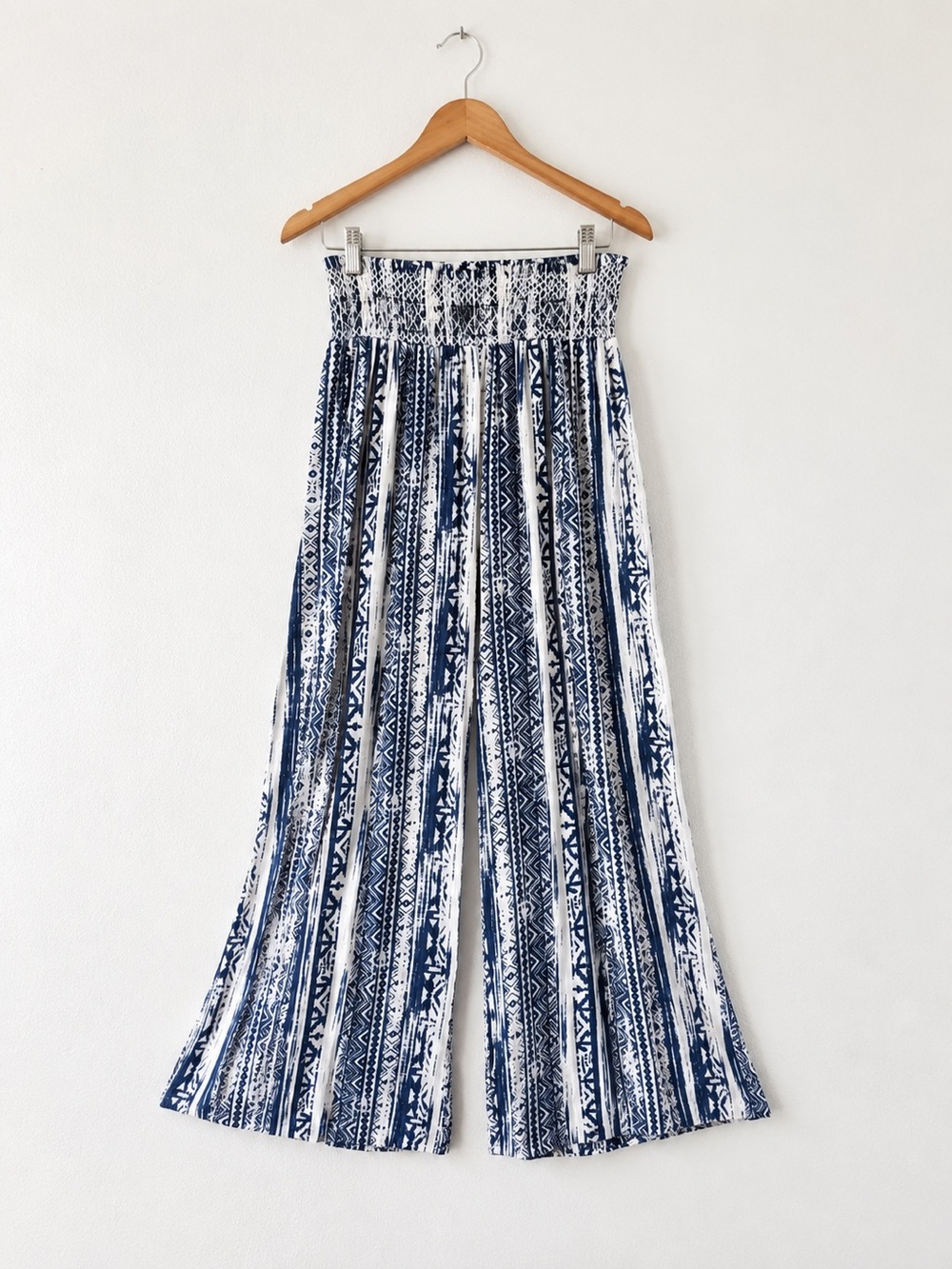 Blue White Linen Blend Boho Palazzo Pants Smocked Waist Medium Beach CALI1850